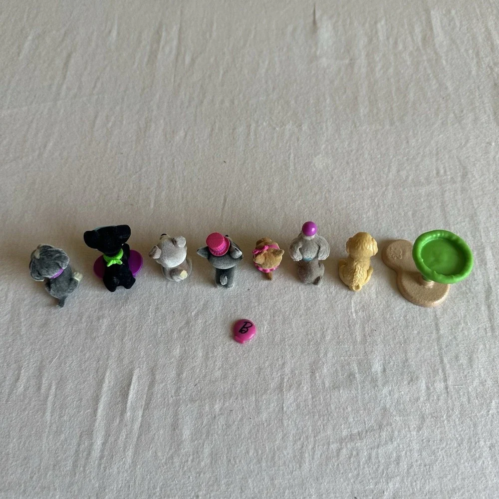 Barbie pets blind