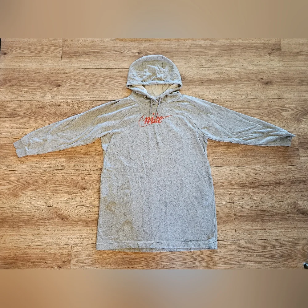Nike cozy gray