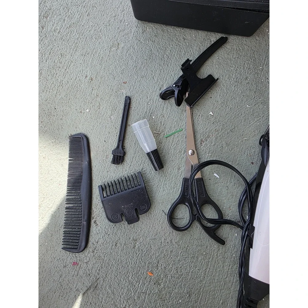 Wahl 20 Piece Haircutting Kit Model NAC Corded Clipper Set with Storage Case Z1