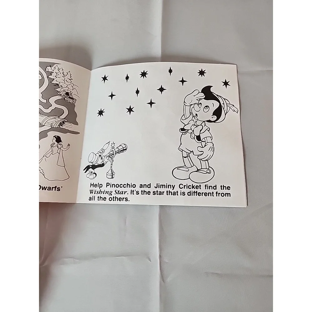 Disney activities item vintage