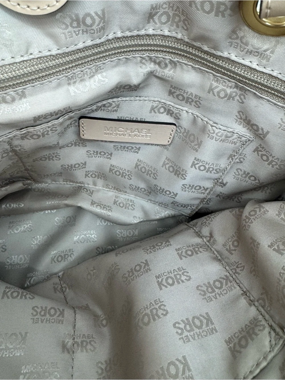 Michael Kors stylish michael
