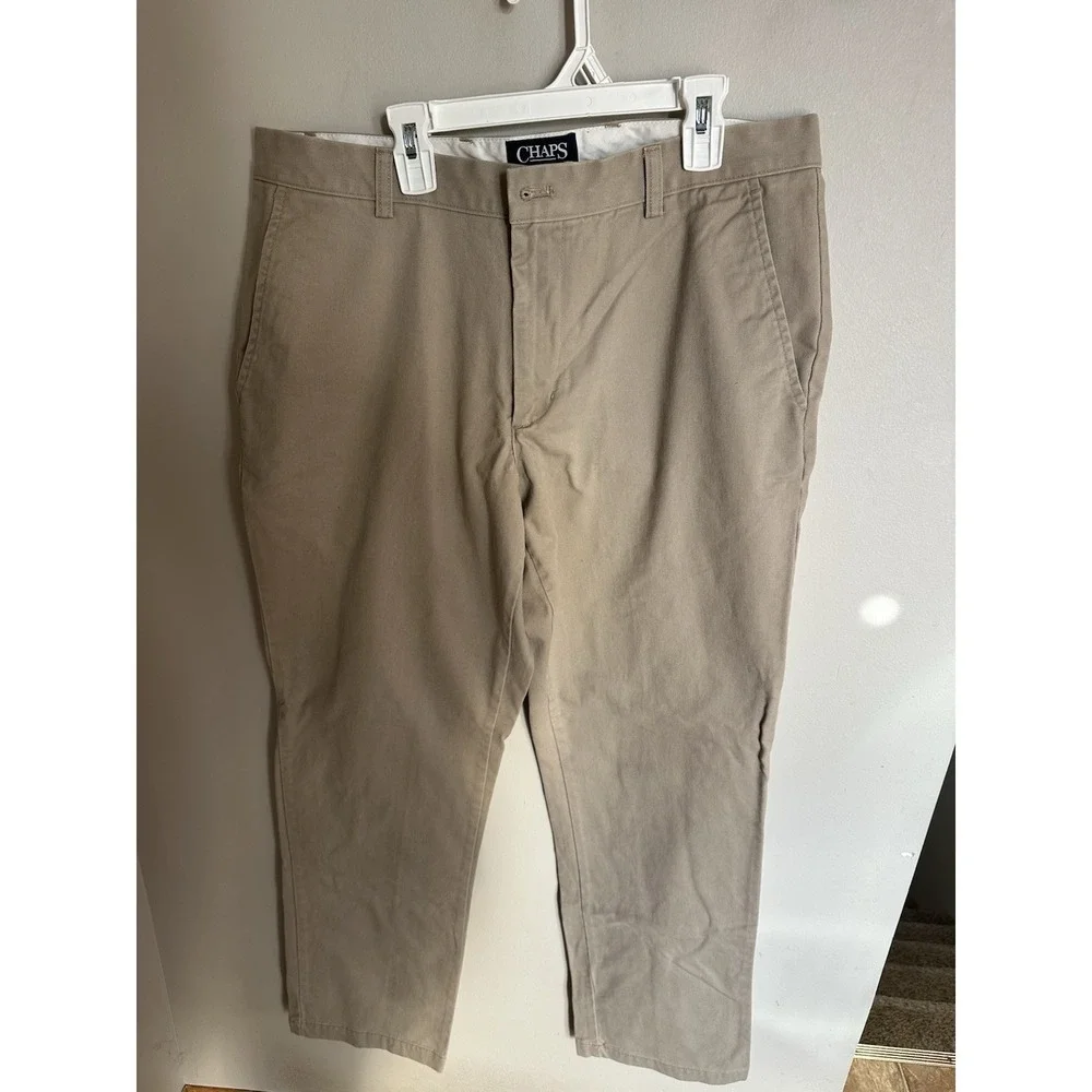 Chaps Casual Dress Pants Mens Beige Tan Khaki Chino Flat Front Cotton 34x32 NICE