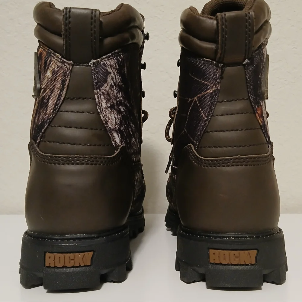 Rocky Bear Claw worn only