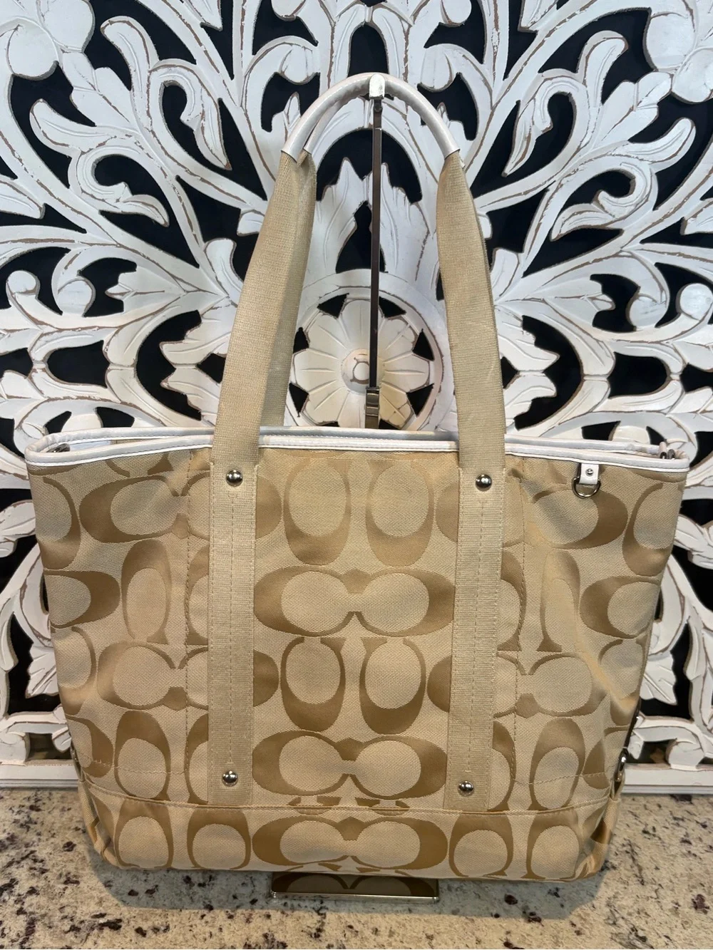 Coach Daisy F16554 Tan & White Signature Canvas Tote