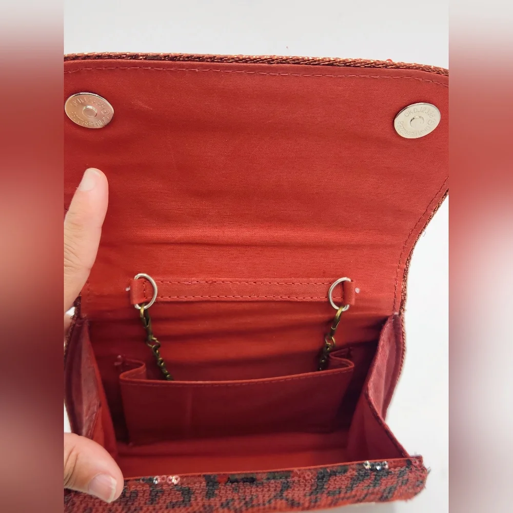 Vintage ​description chain clutch