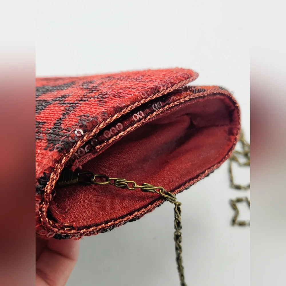 Vintage ​description shoulder
