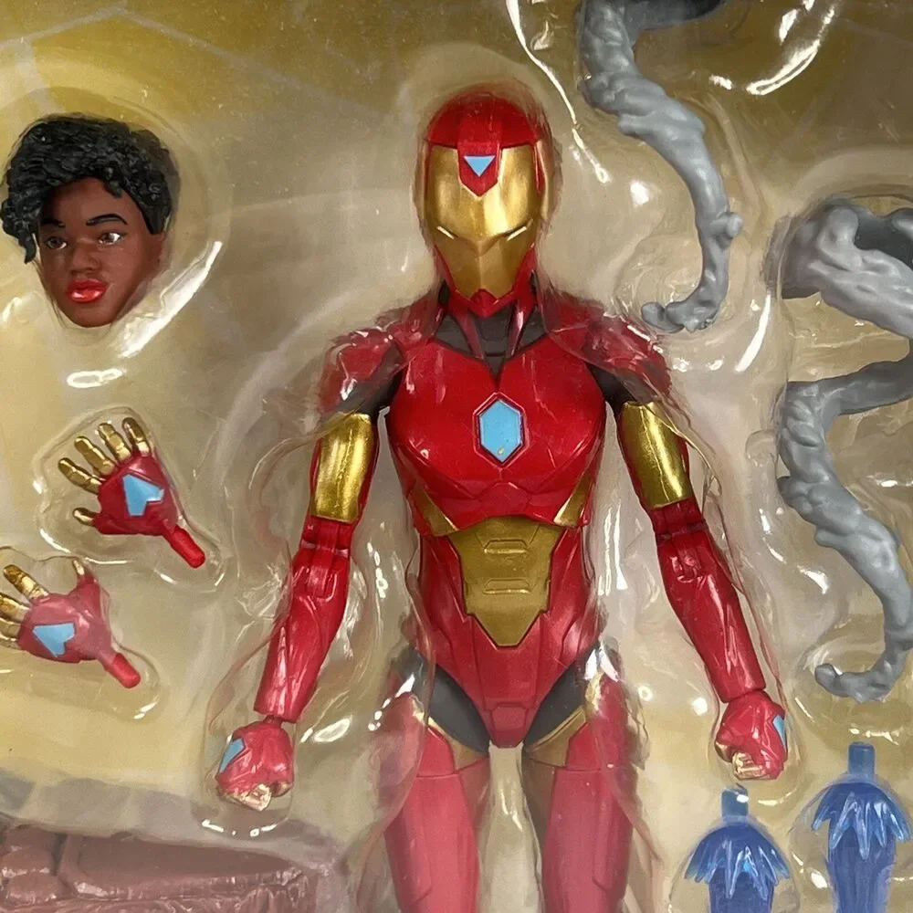IRONHEART Riri Williams Marvel Legends Ursa Major BAF 2021 6