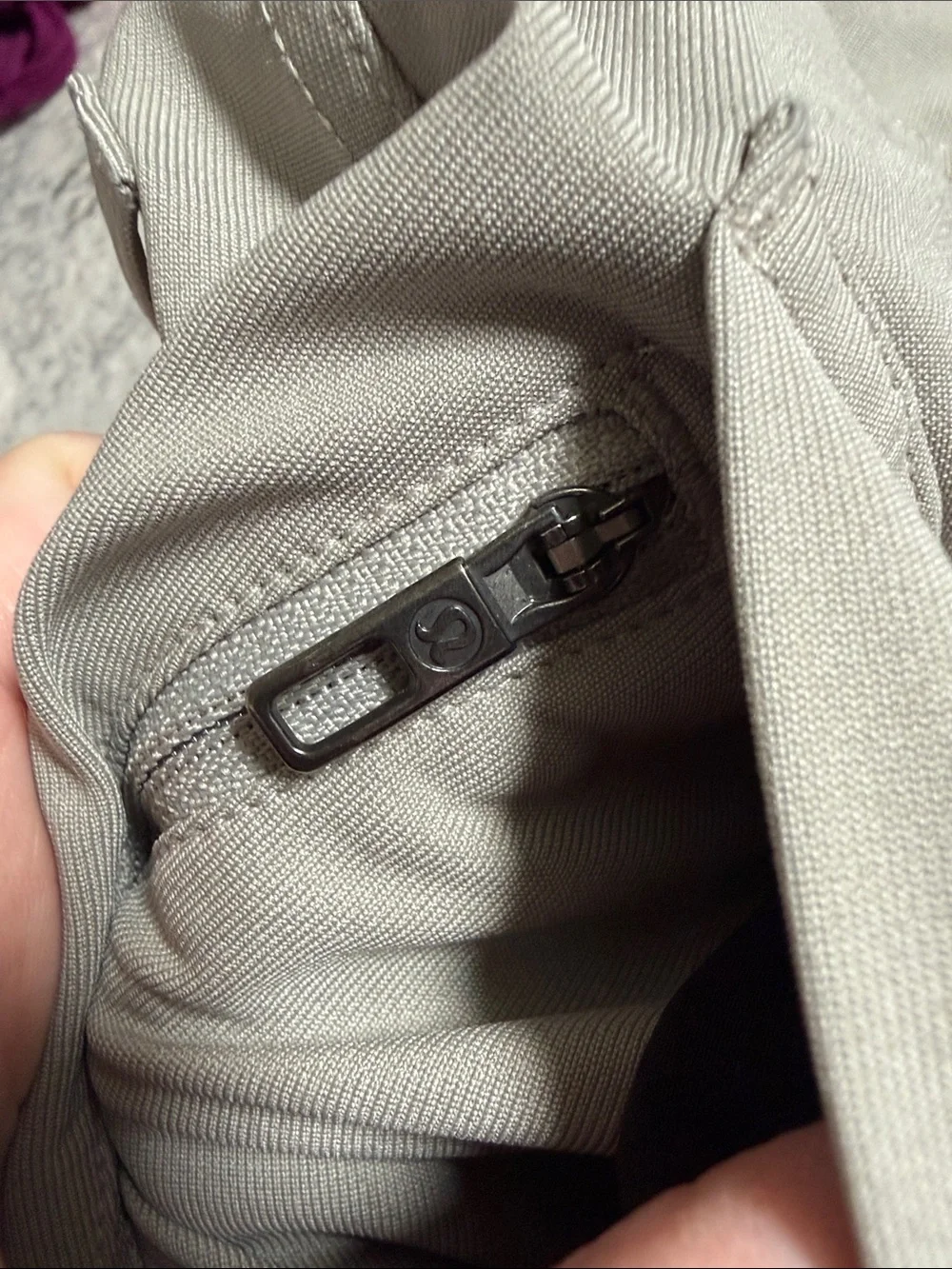 lululemon athletica excellent size