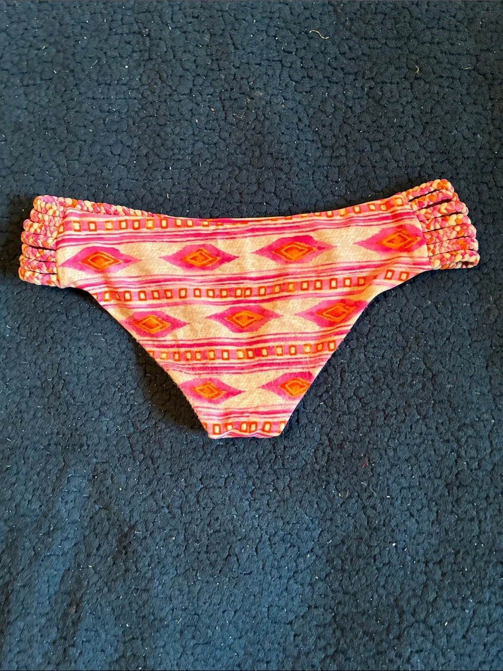 Frankies Bikinis 