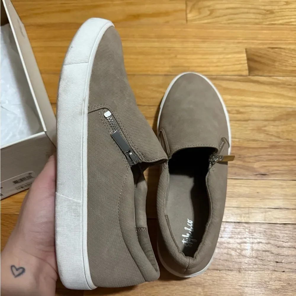 Style & Co. round toe