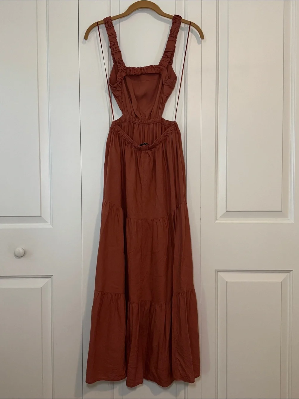 Abercrombie & Fitch flowing backless
