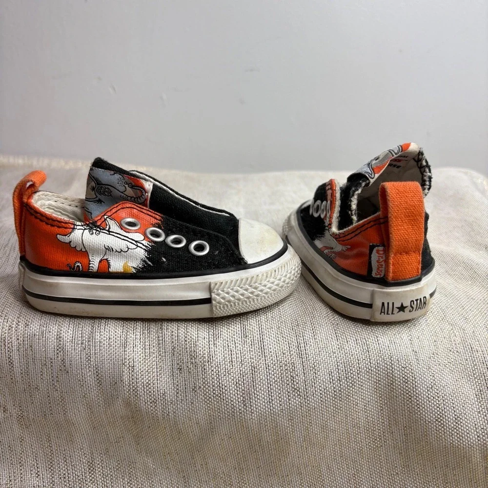 Kids Converse ALL STAR Dr Seuss Horton Hears Who Black Orange Sneakers Size  2