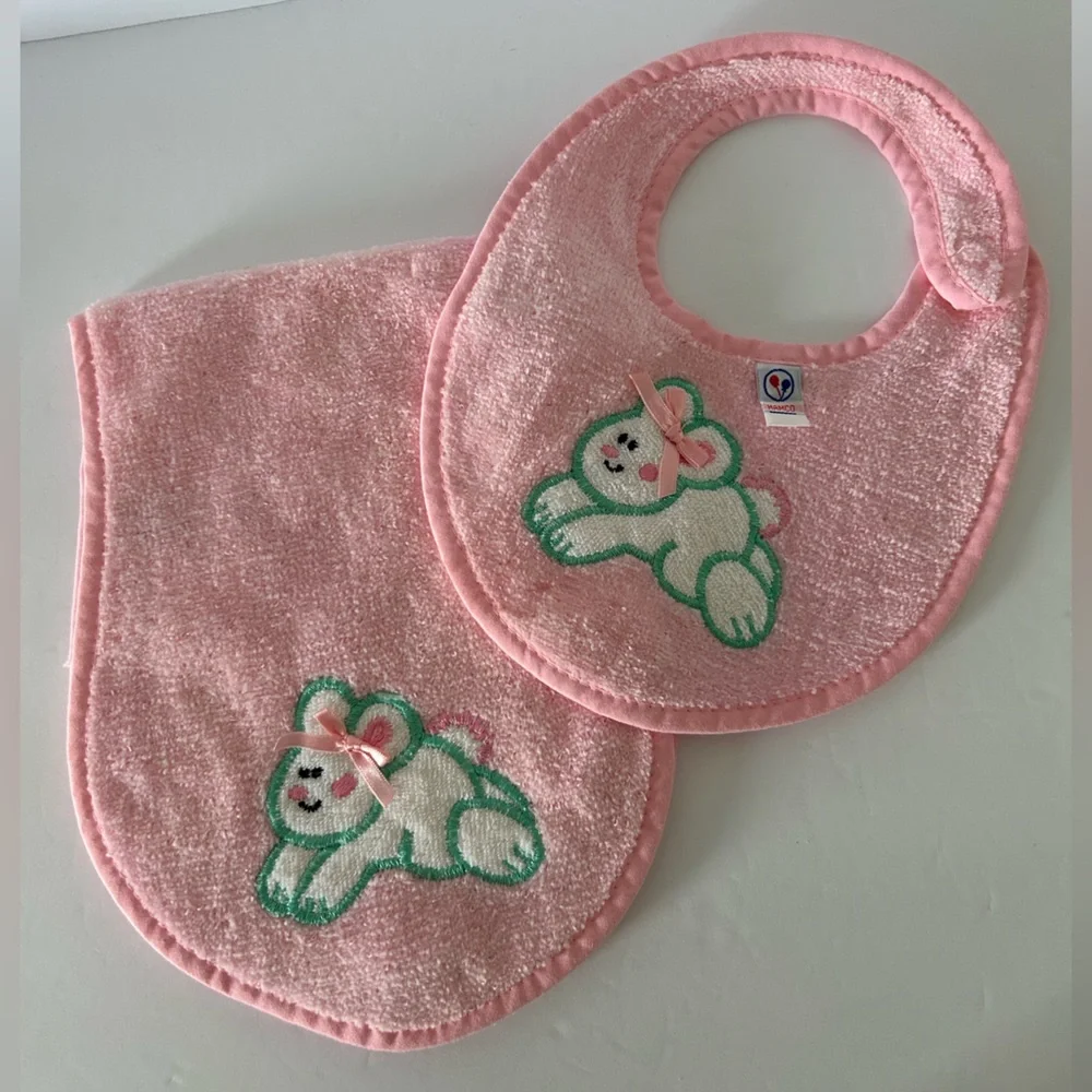 🦋 5/$25 - Hamco Baby Bib and Burp Cloth Set Embroidered Bunny Vintage 90’s