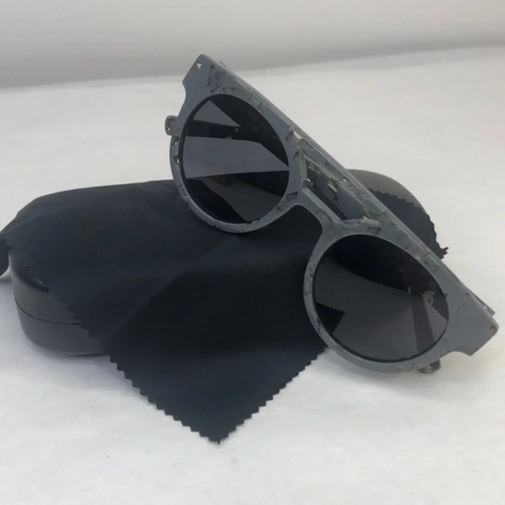 KOMONO Dreyfuss Concrete Sunglasses (NEW) gray