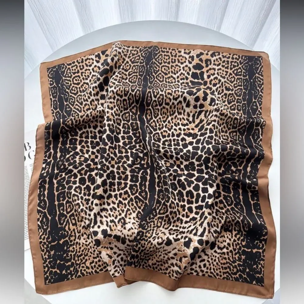 Anthropologie stylish leopard