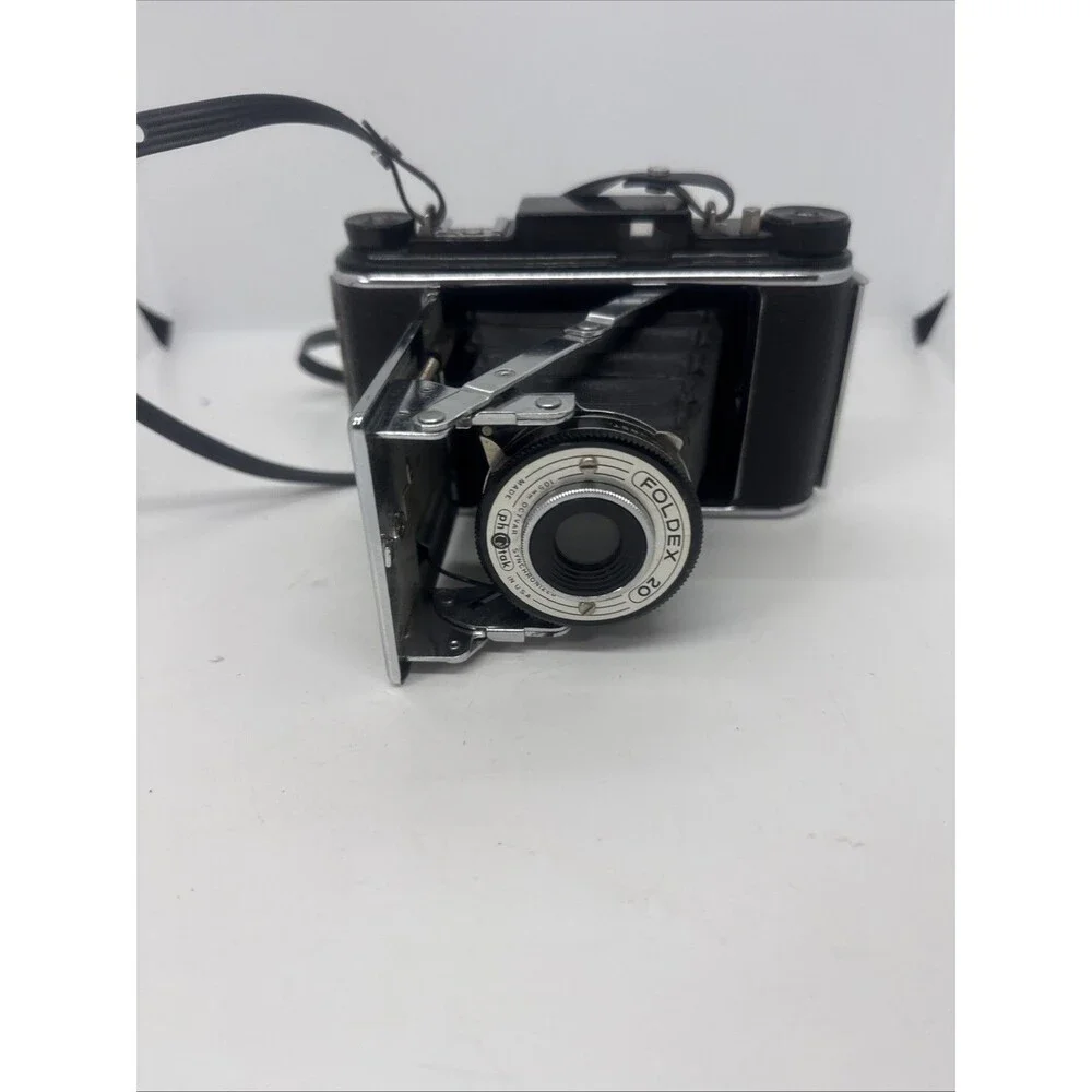 Vintage 1949 Foldex 20 Pho-Tak Folding Camera With 105mm Octvar Lens