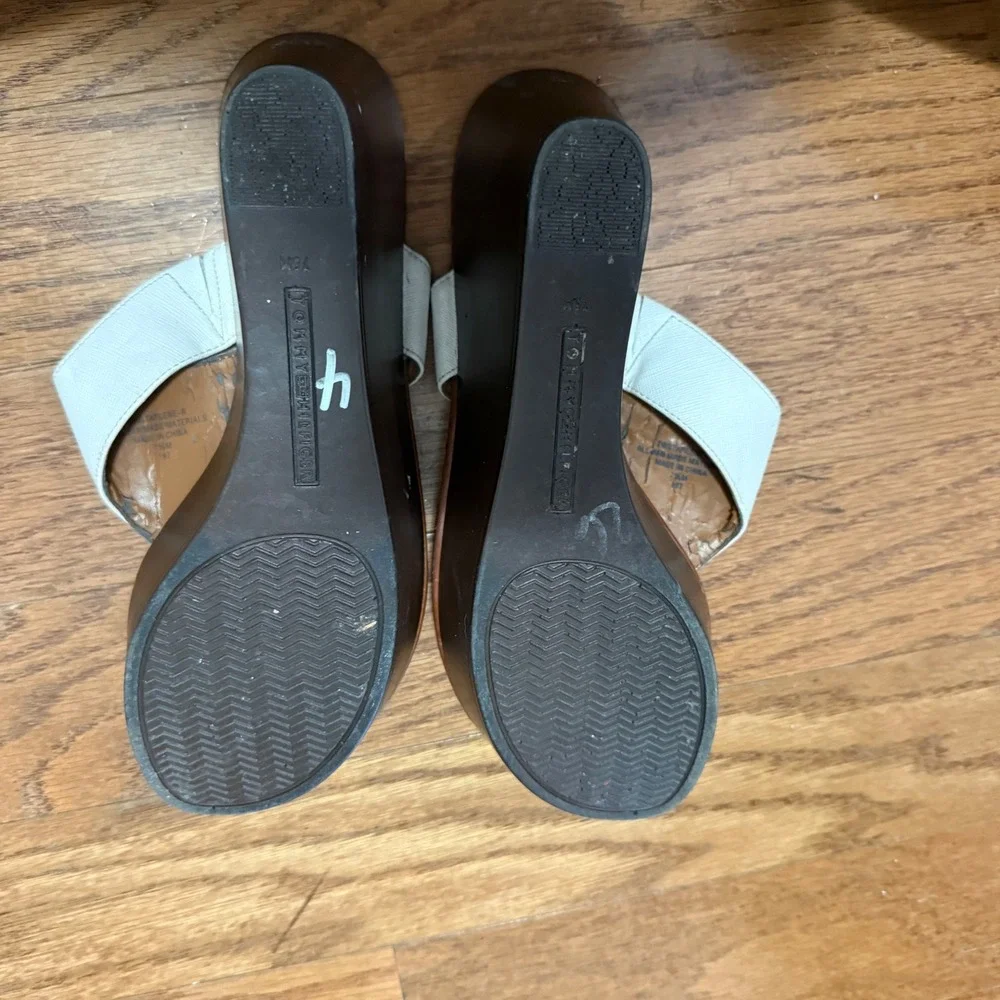 Tommy Hilfiger step into