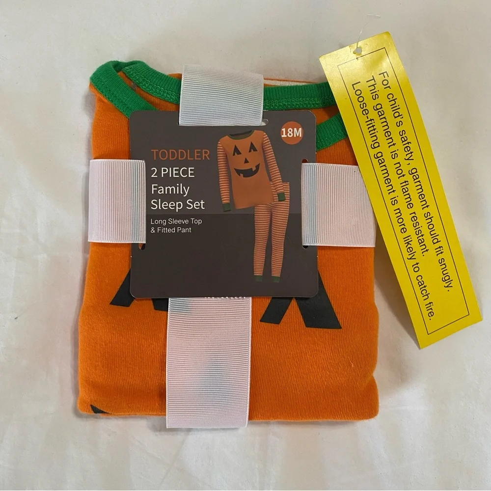 Target Halloween Jack-O-Lantern Family Matching Pajamas Toddler 18M‎