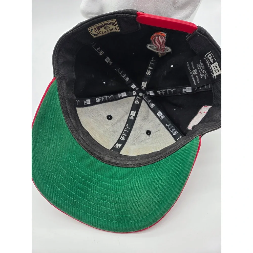 Vintage‎ Miami Heat New Era 9FIFTY Snapback Hat Black Red 2011 NBA Big Three Era
