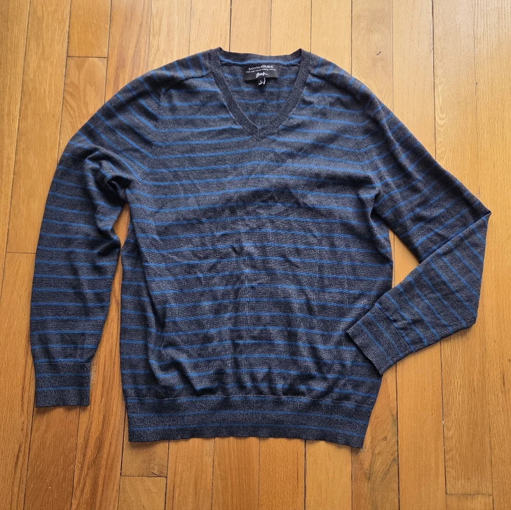 Banana Republic‎ Italian Merino Wool Men's V-Neck Striped Sweater Large