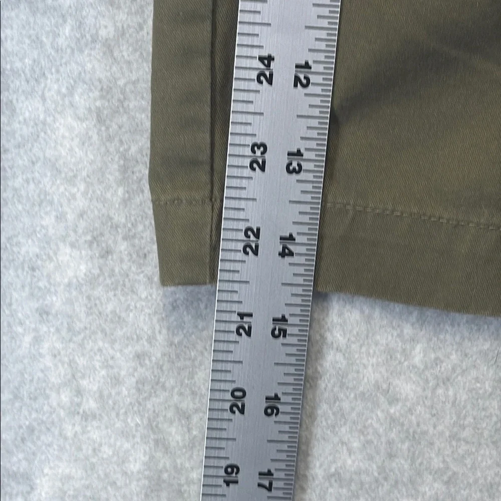 LOFT Green Bermuda Shorts with Relaxed Fit Nwot