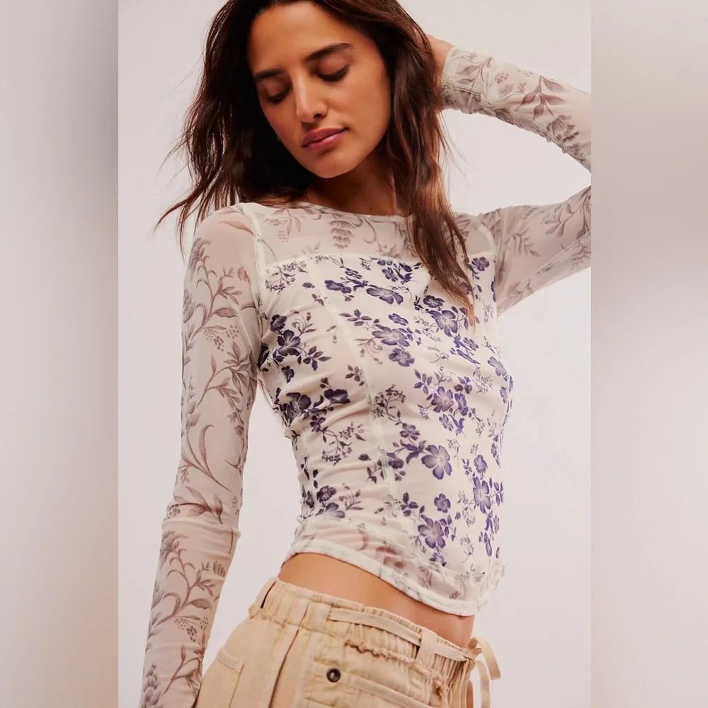 🎉LAST PIECE🎉FREE PEOPLE Betty's Garden Top in Neutral‎ Combo