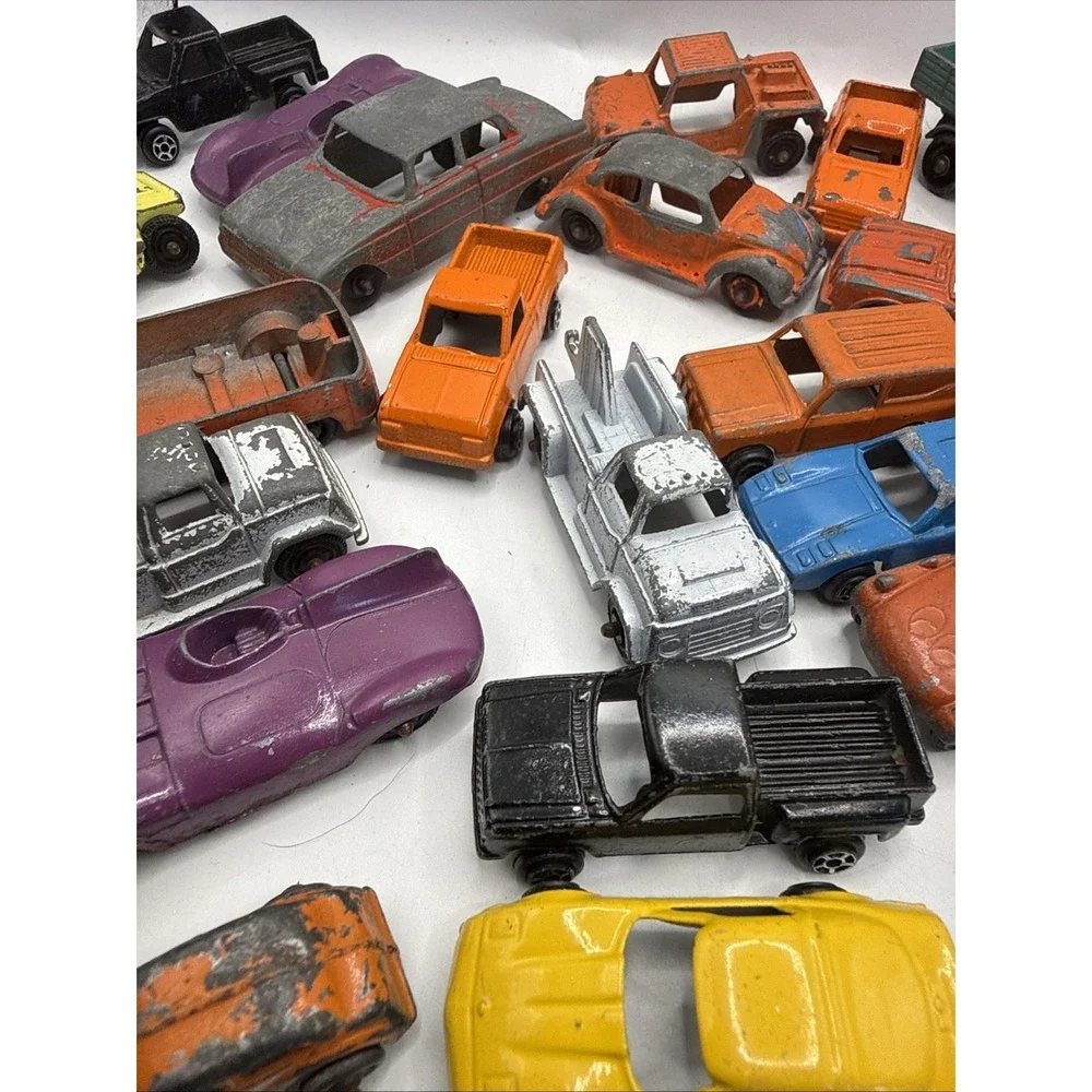 Tootsie Toy mix cars come