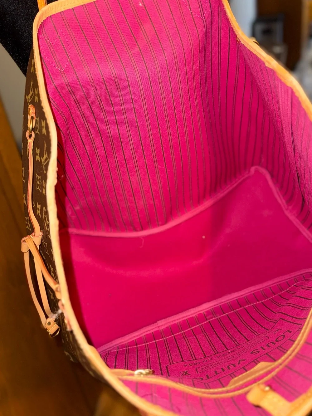 Louis Vuitton classic louis