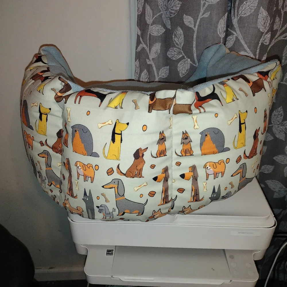 Soft Plush Dog Bed with Blue Fleece Lining NWOT
