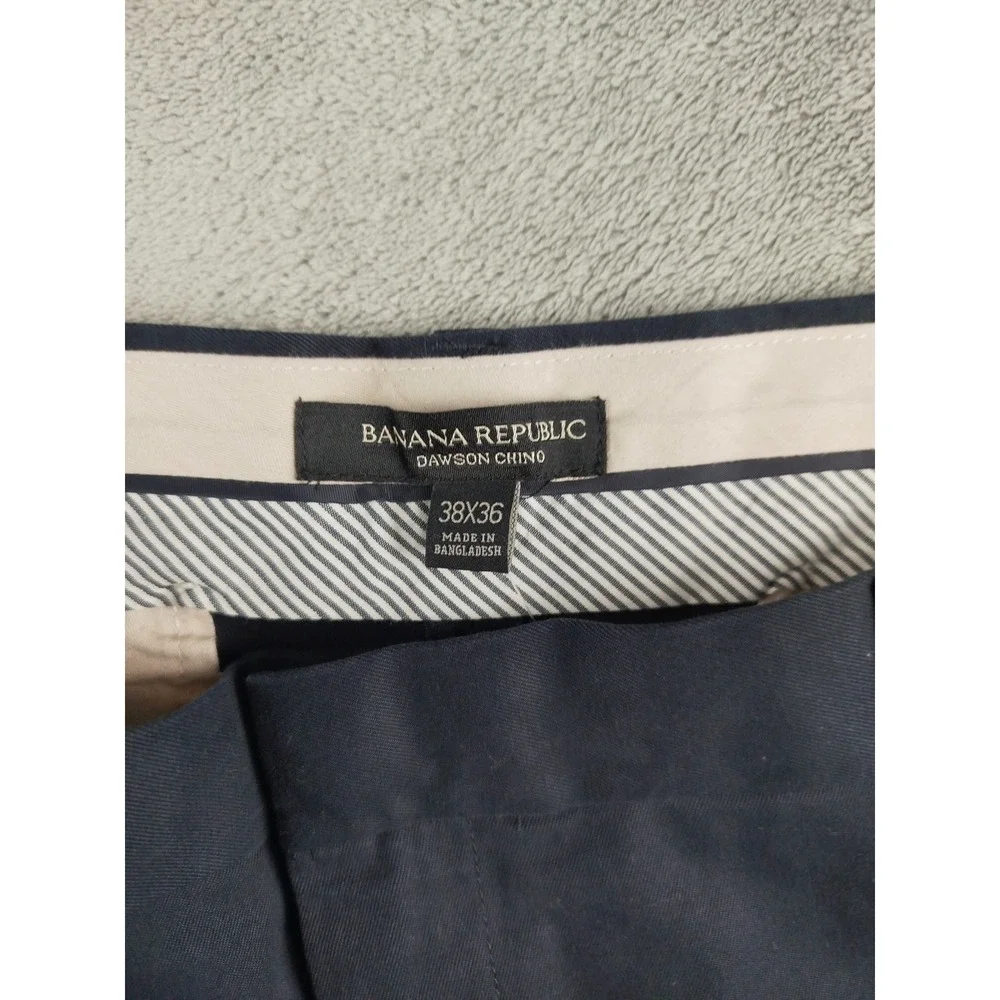 Banana Republic modern comfortable