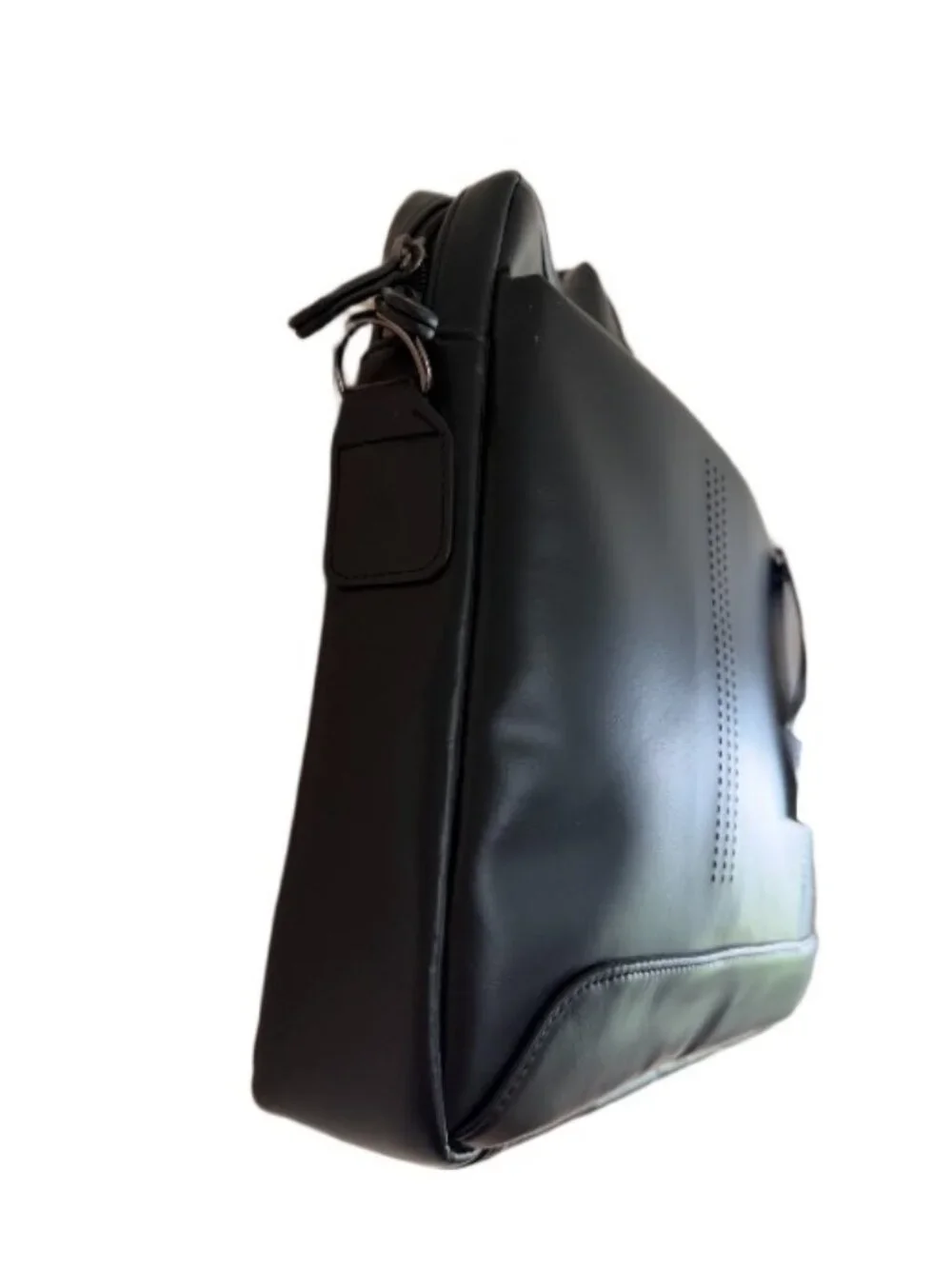 Solo New York sleek professional