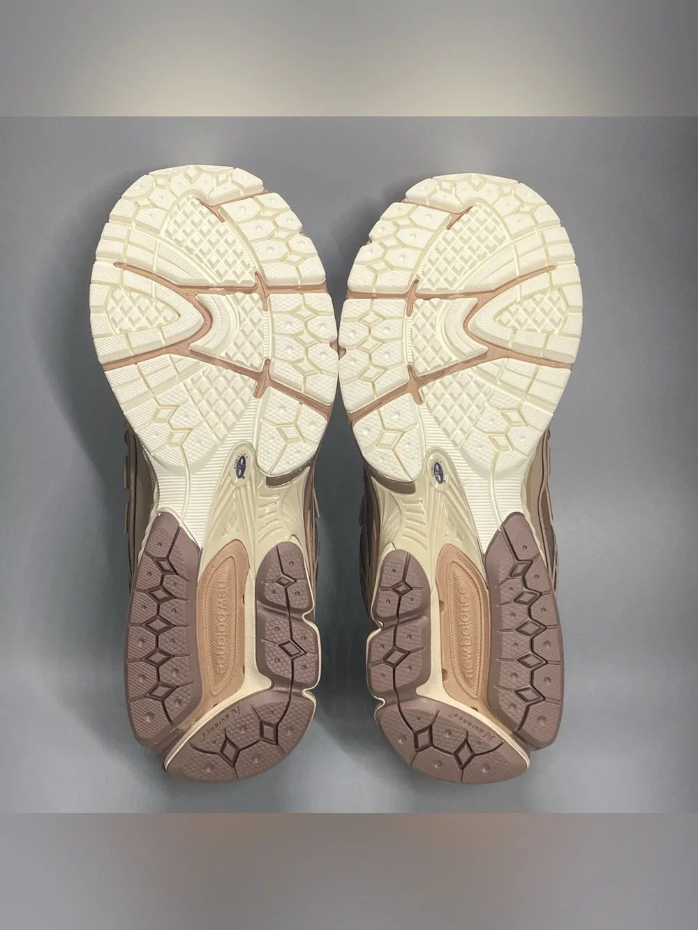 New Balance 1906R Fawn Earth Shadow Mens Size 10.5 Womens 12 Unisex U1906REN