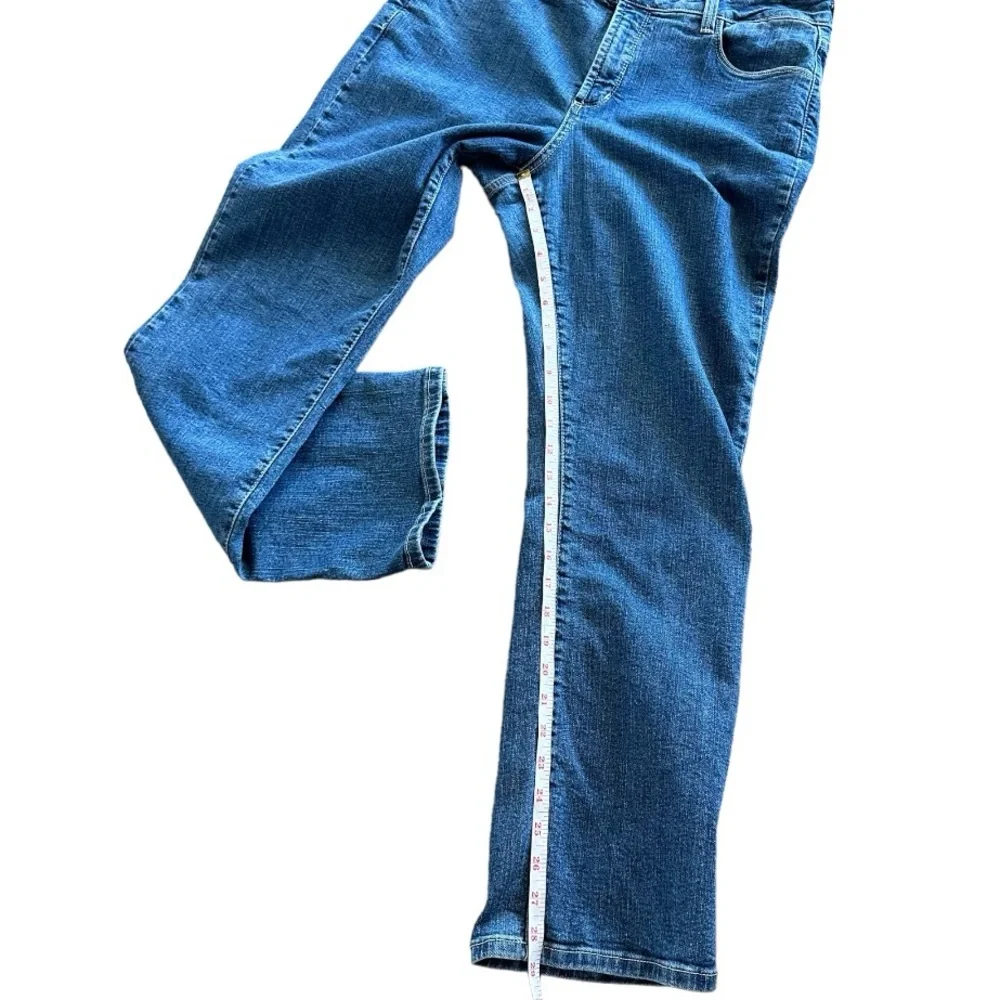 NYDJ Lift and Tuck Technology Jeans Size 16P