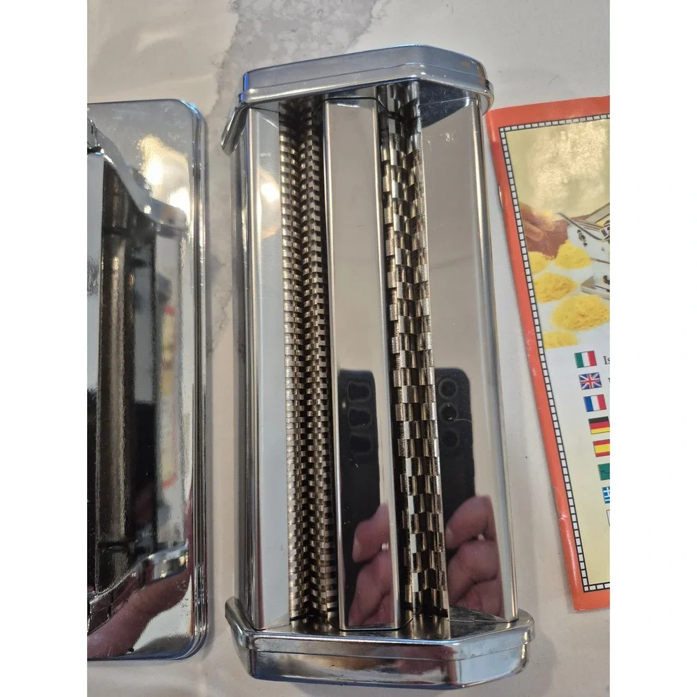 Mica manual pasta