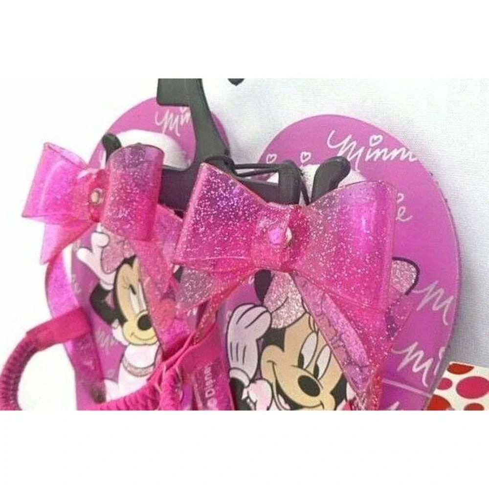 Disney straps flop