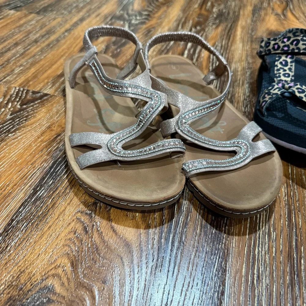 Girls Size 4 Rose Gold Beaded Sandals & Black Leopard-Print Shoes Big Kids