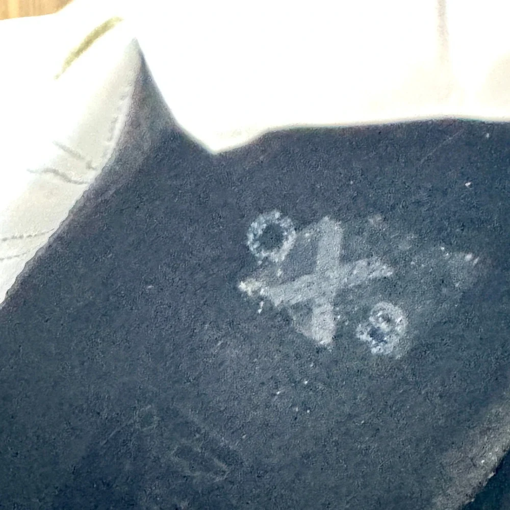 O.X.S. white leather