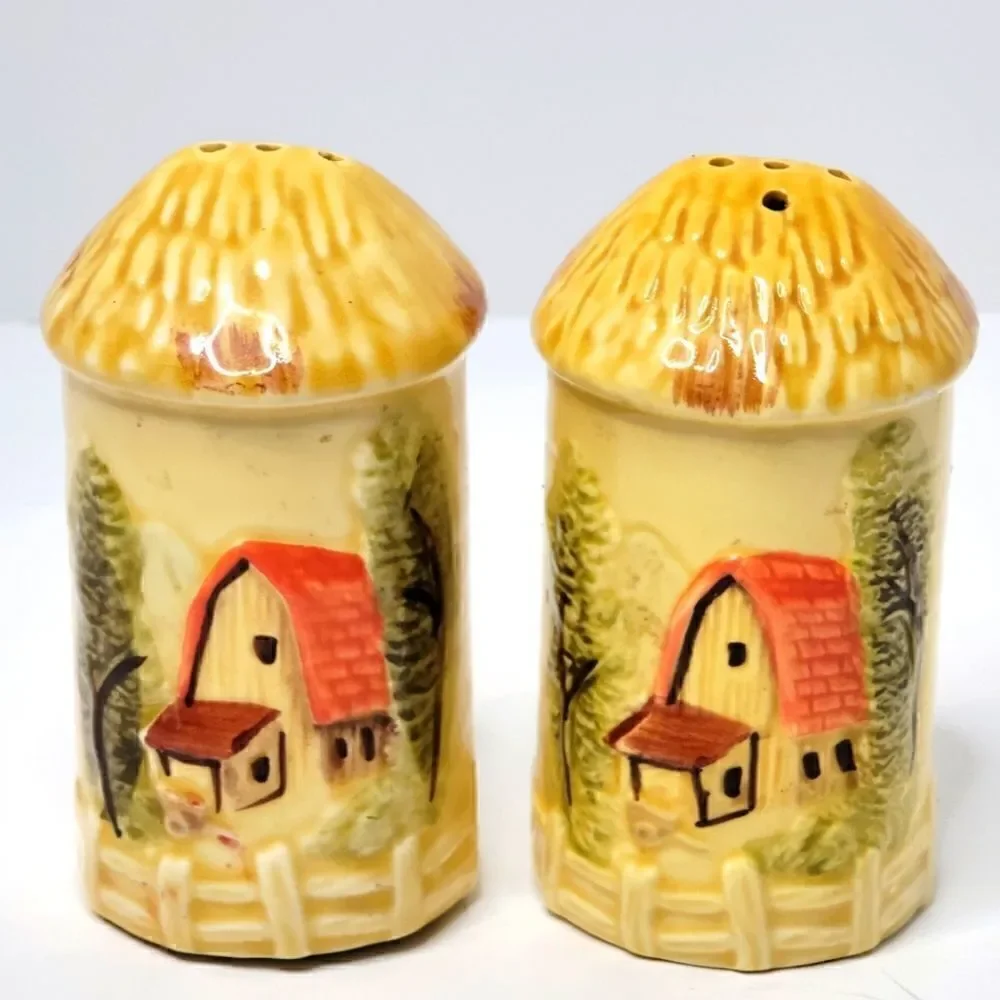 Marks and Rosenfeld ceramic Country Scene salt and pepper shaker JAPAN