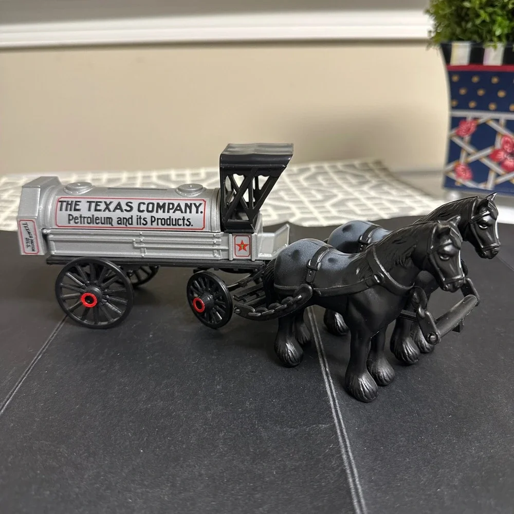 1991 ERTL Texaco Horse and Tanker Wagon Diecast coin‎ bank Vintage Gray W/ Key