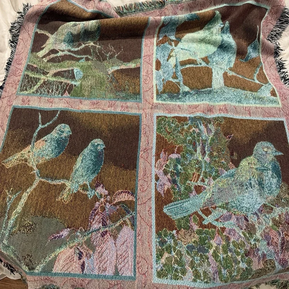 Bird by Juicy Couture brand beautiful décor