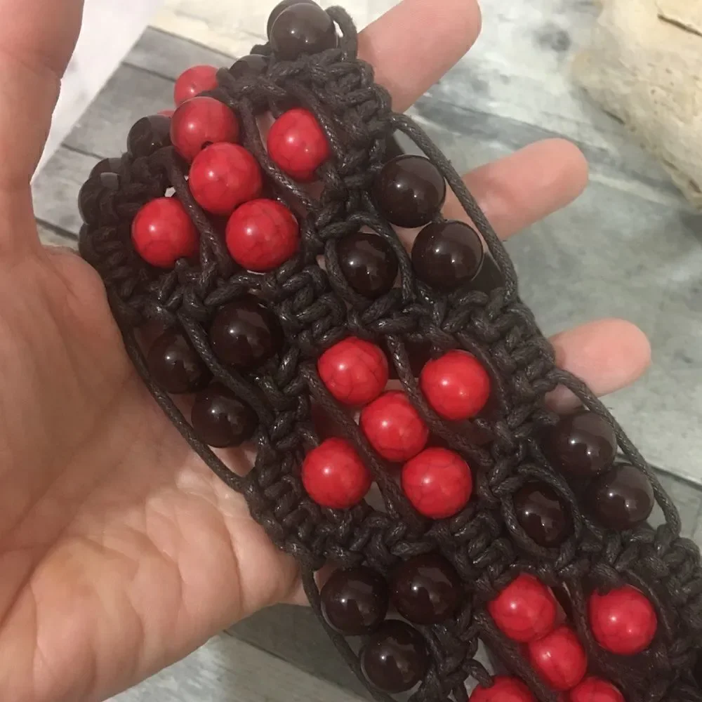 Beaded leather crochet stretch snap belt Medium