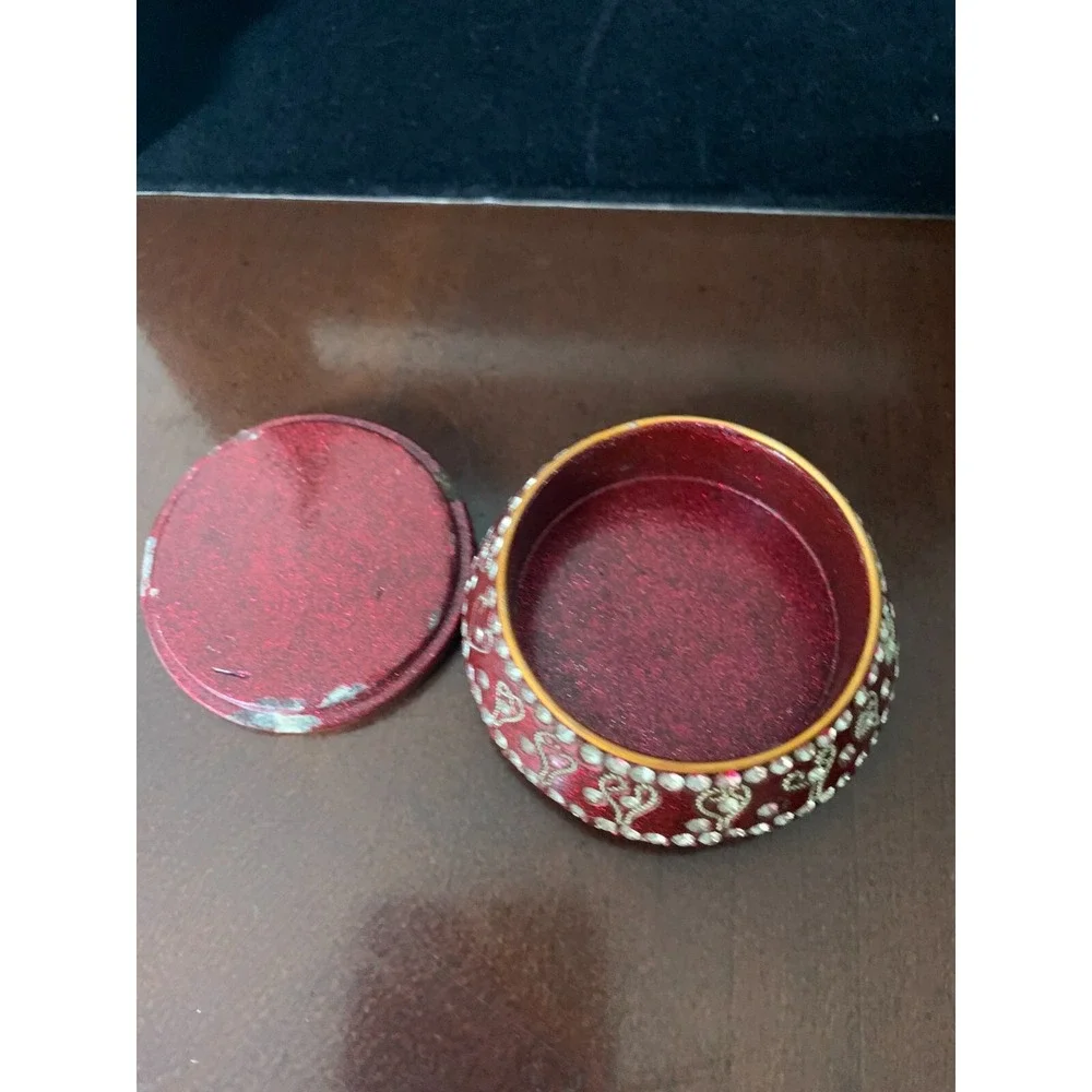 Rhinestone studded trinket box with lid maroon metal flake finish measure 3