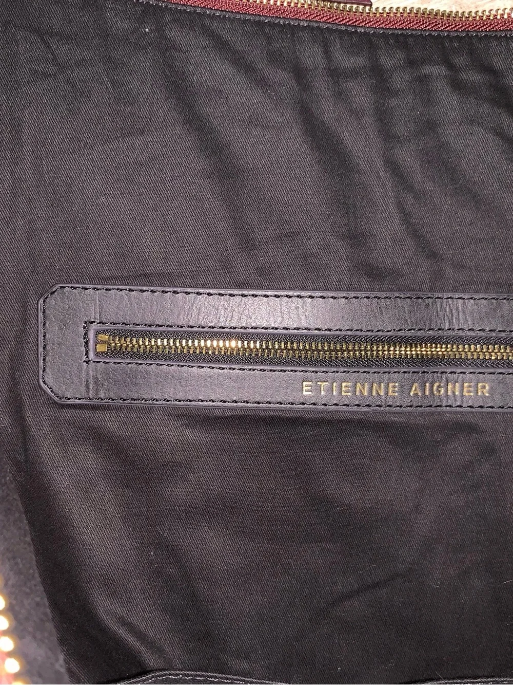 Etienne Aigner simple leather suede