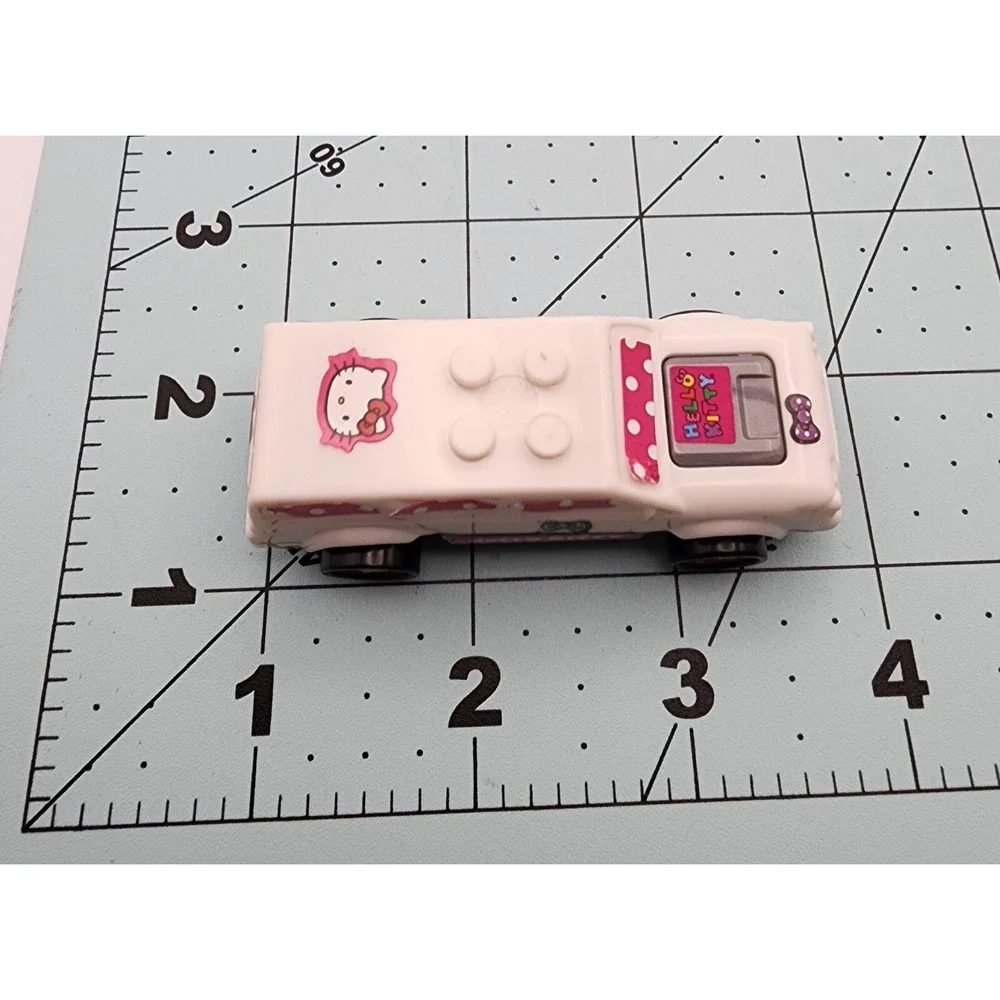 Hello Kitty Sanrio plastic cars vintage‎ Set of 2