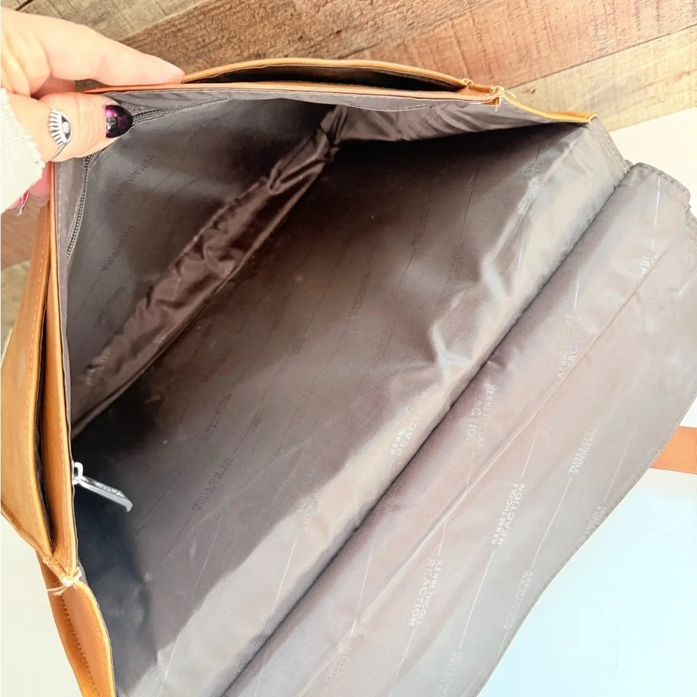 Kenneth Cole Reaction pre loved