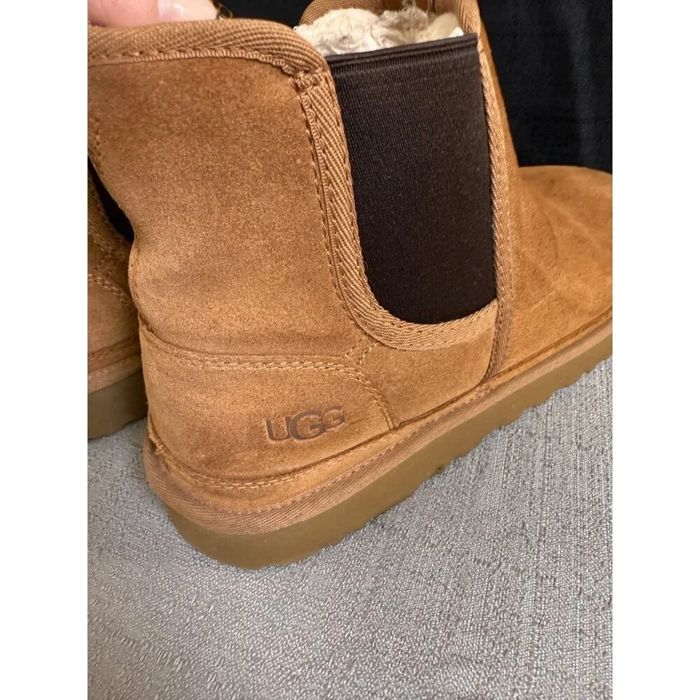 UGG