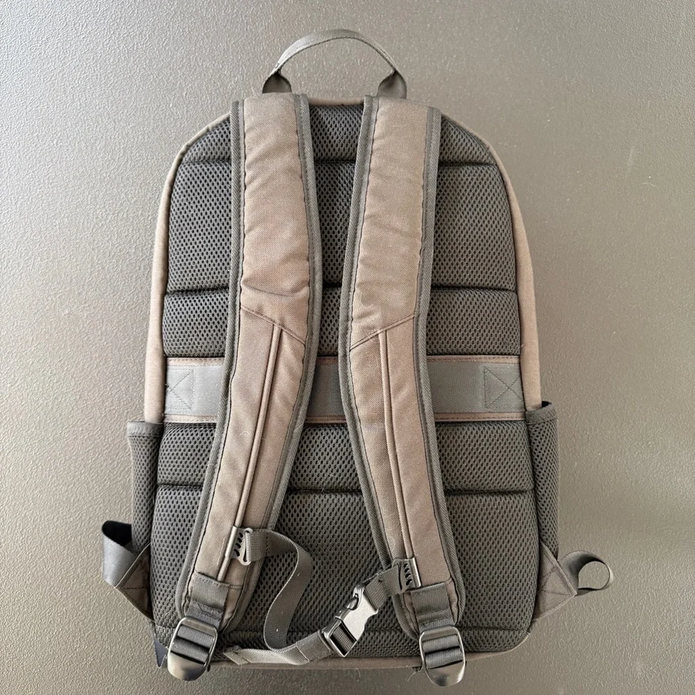 Palo Alto Networks Codi Backpack Black Company Swag‎ Thick Water Bottle Pockets