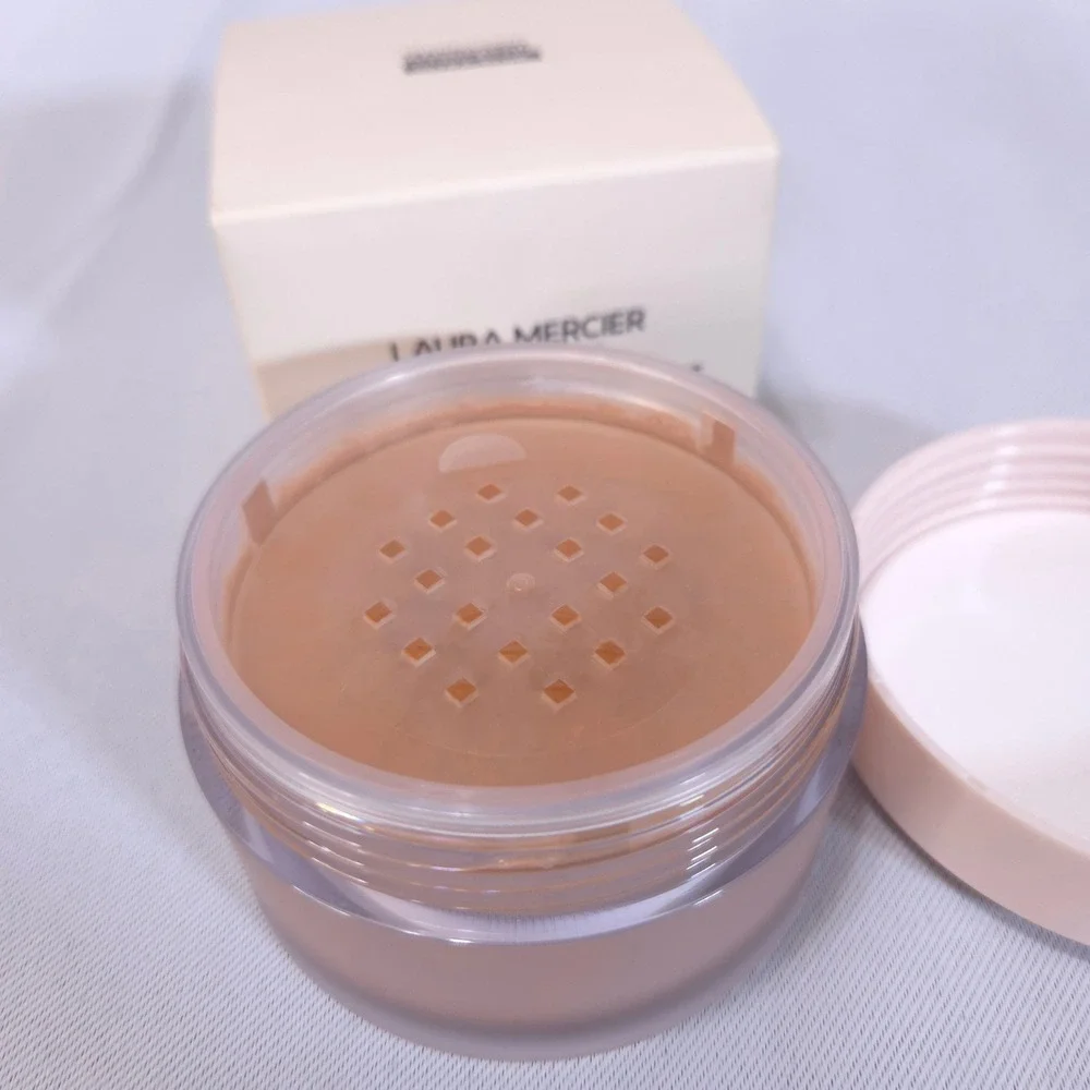 laura mercier laura mercier