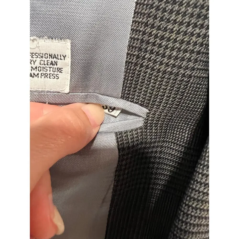 Vintage laying approximate