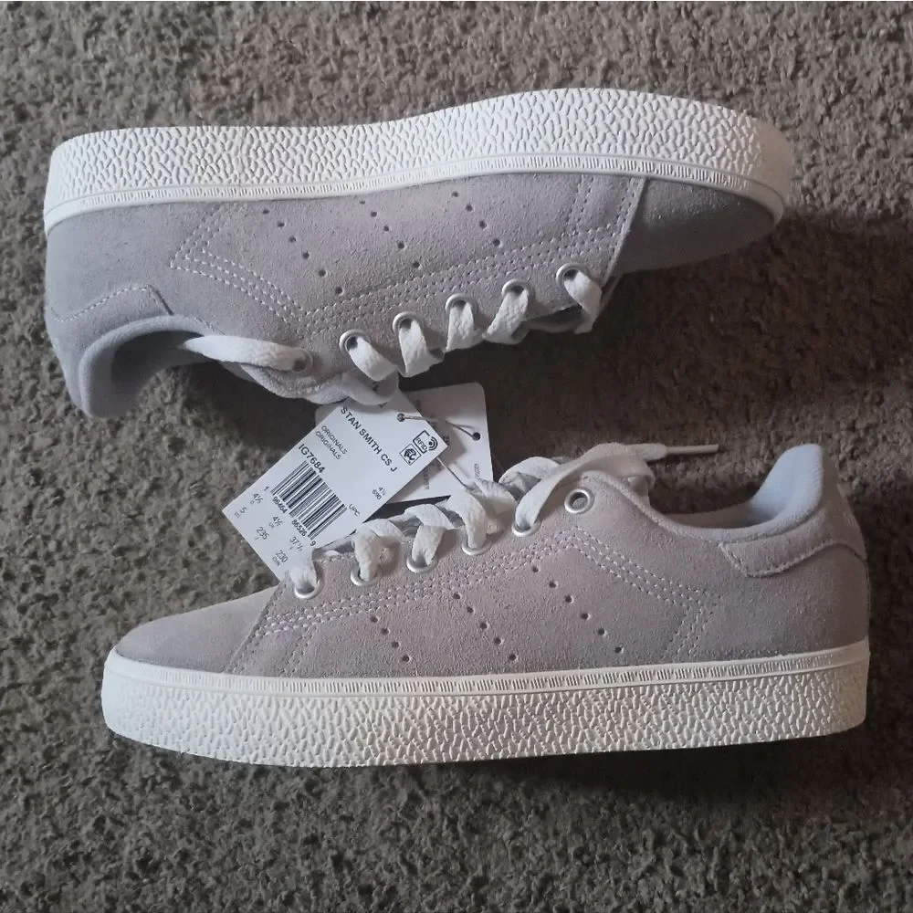 Adidas Stan Smith CS J Gray Suede Kids Size 5 BRAND NEW WITH TAGS NO BOX